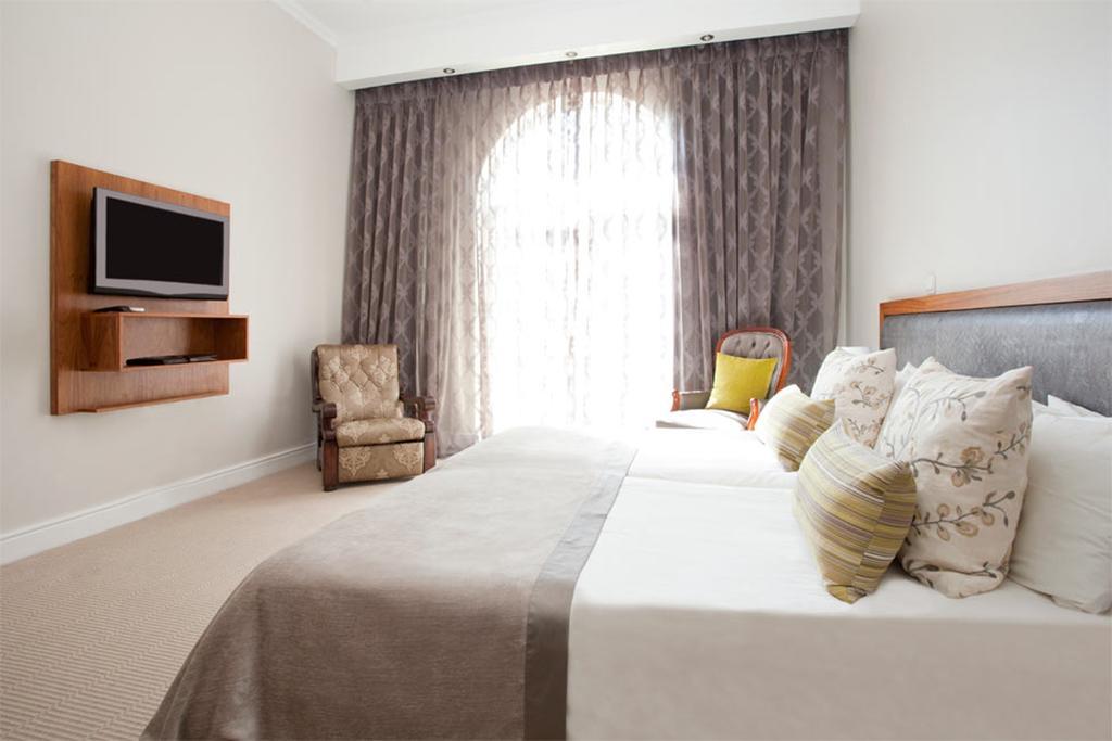 Cascade Manor Hotel Paarl Szoba fotó